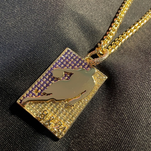 Brand New With Tags King Ice Kobe Bryant Black Mamba silhouette Necklace - Picture 6 of 11